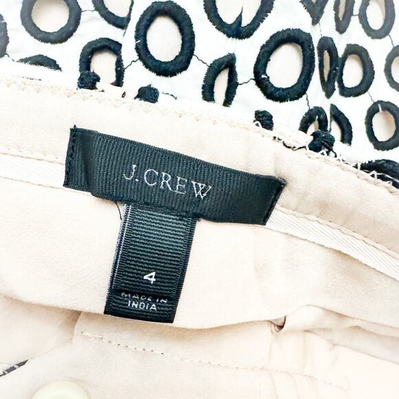J. Crew Circle Embroidered Patterned Hot Pant Short Size 4 - Picture 3 of 5